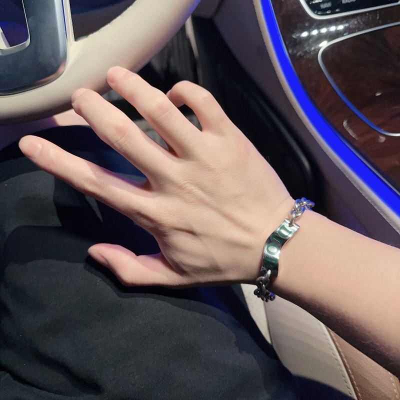 chr1st1an D10r bracelets